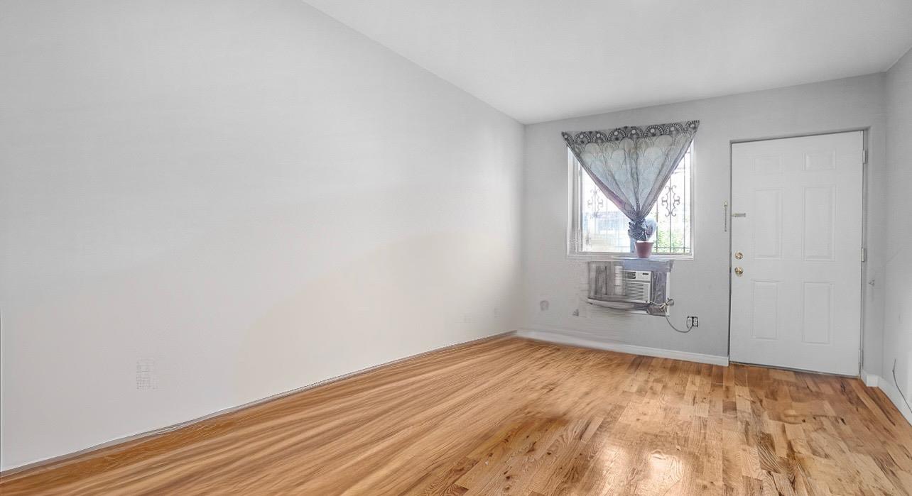 #17 photo, 93 E 57th Street, 브루클린 Brooklyn , NY 11203