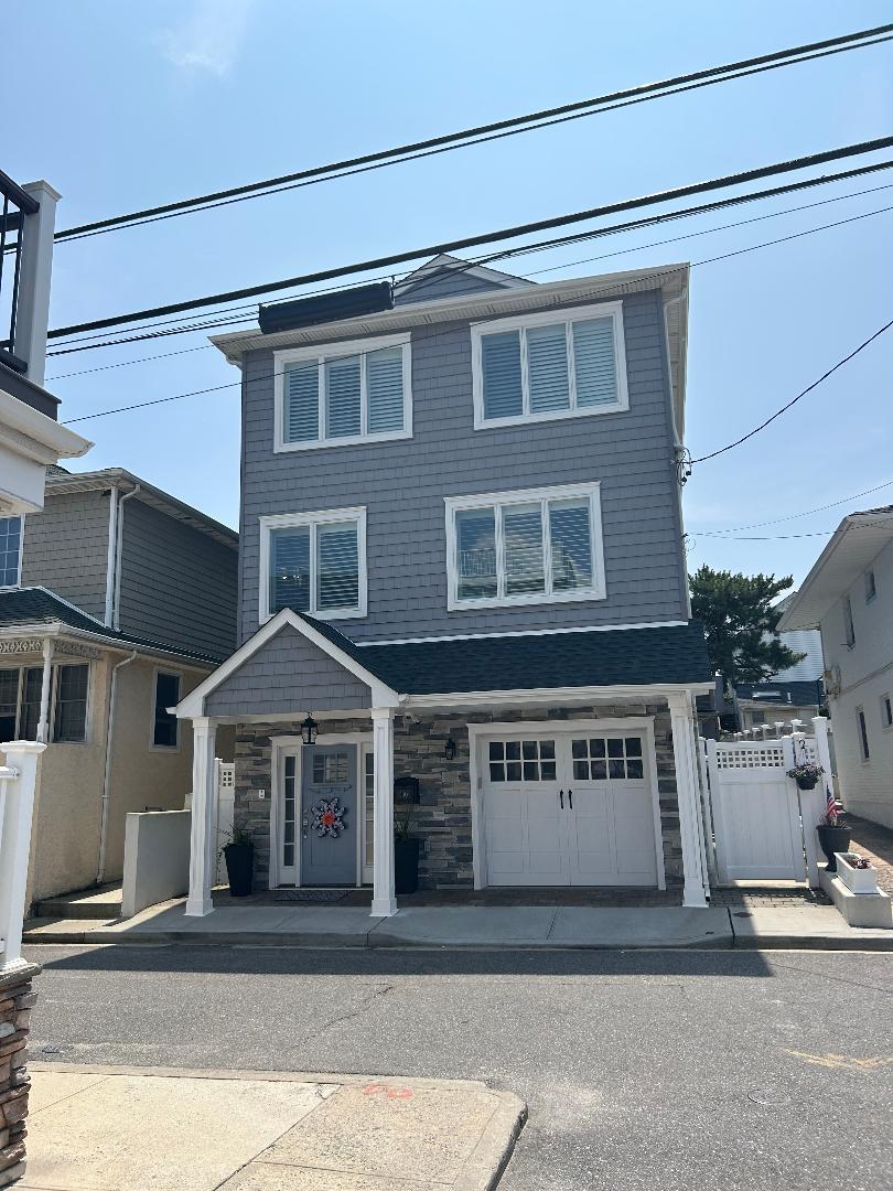 #1 photo, 190 Oceanview Street, Long Beach , NY 11561