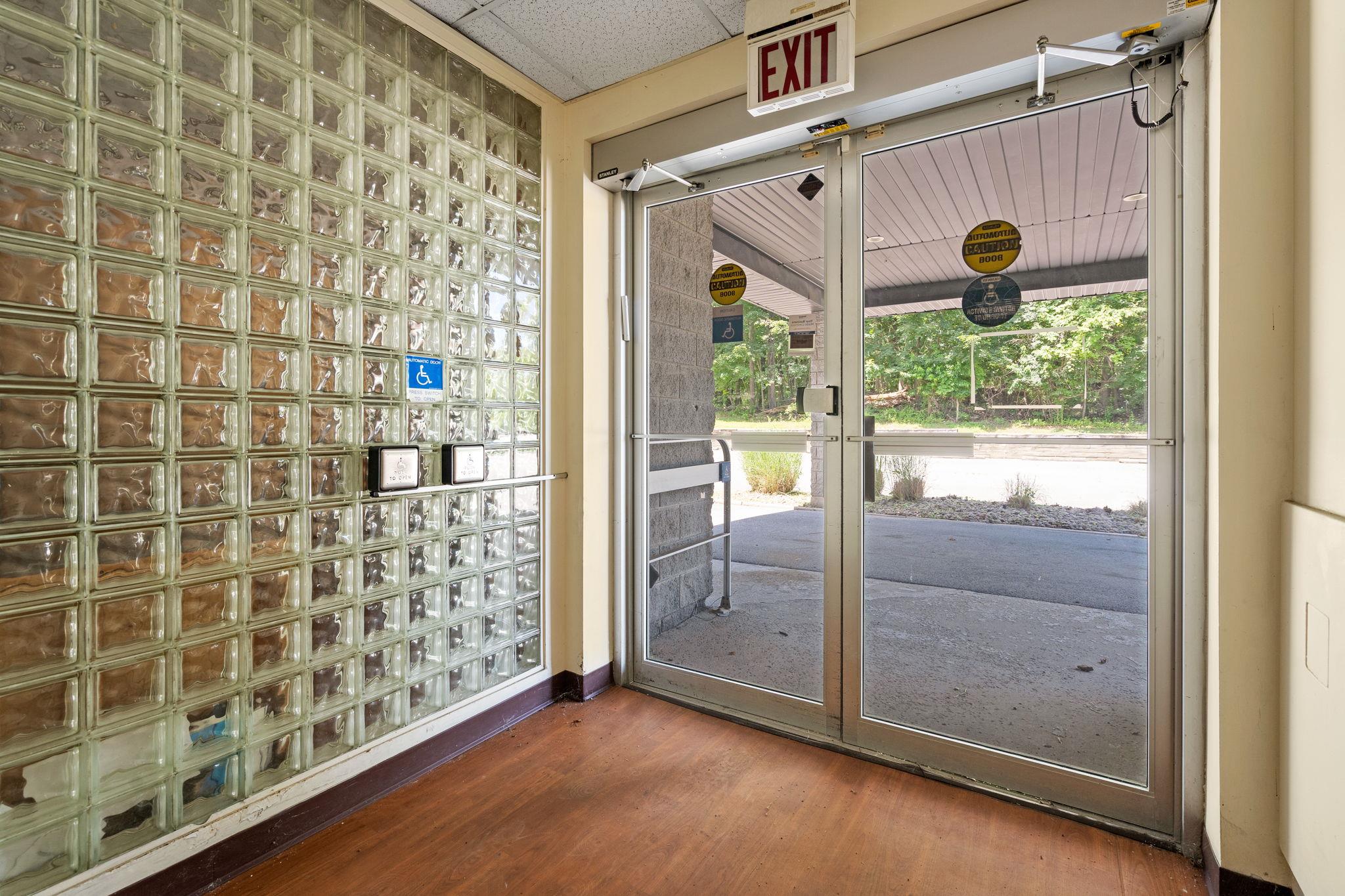 #6 photo, 4 Corwin Court, Newburgh , NY 12550