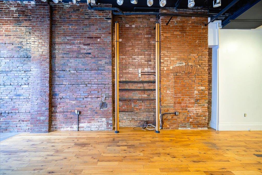 #12 photo, 204 Main Street, Poughkeepsie , NY 12601