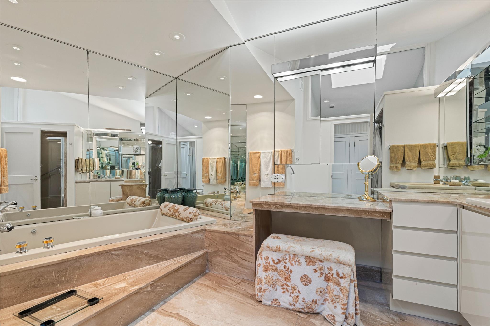 #20 photo, 51 Park Road, Scarsdale , NY 10583