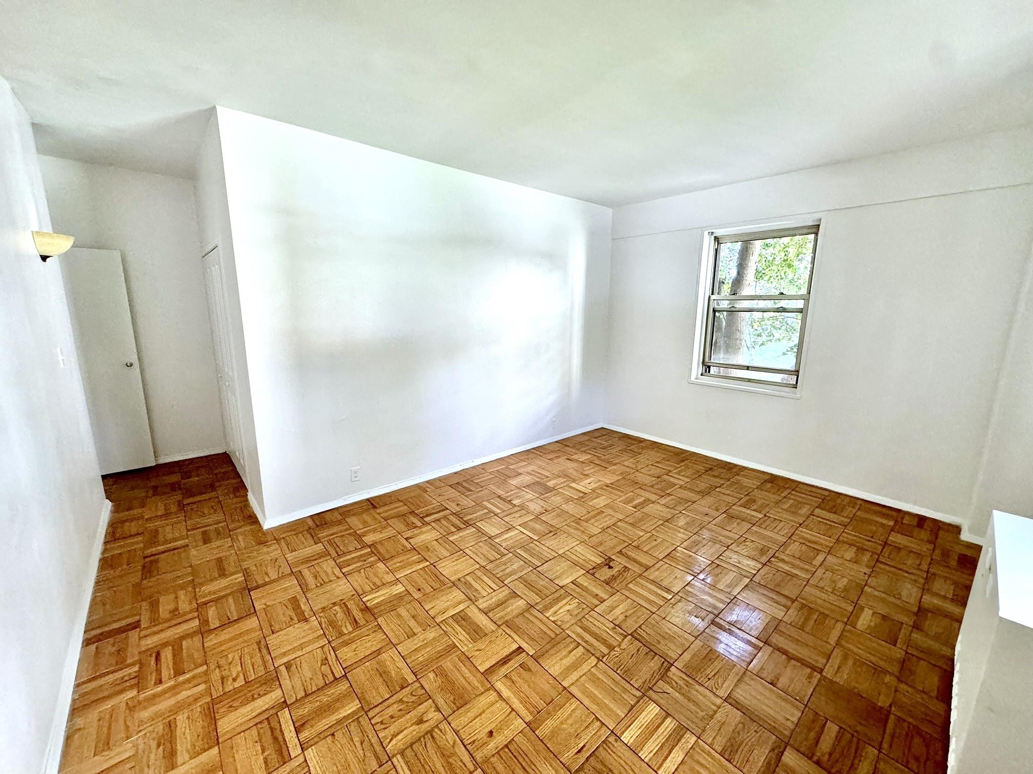 #14 photo, 9 Fordham Hill Oval, ブロンクス区 Bronx , NY 10468