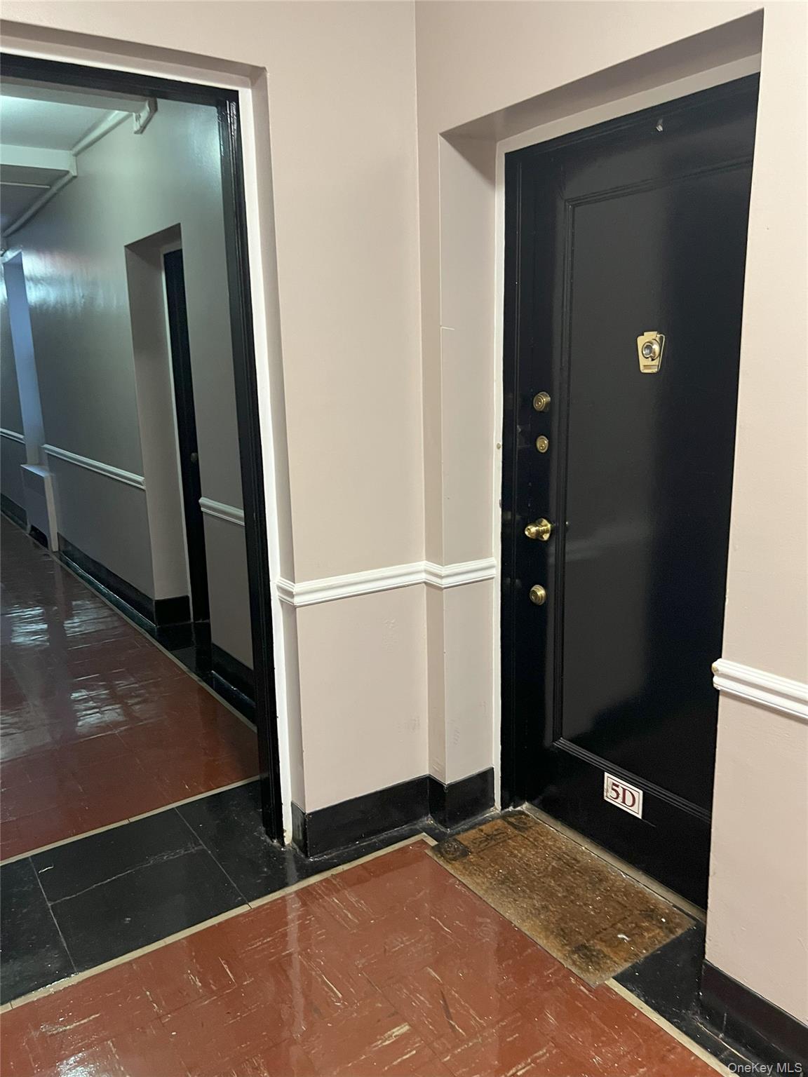 #4 photo, 290 Collins Avenue, Mount Vernon , NY 10552