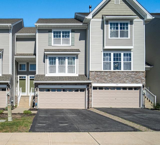 #1 photo, 206 Hawthorn Way, New Windsor , NY 12553