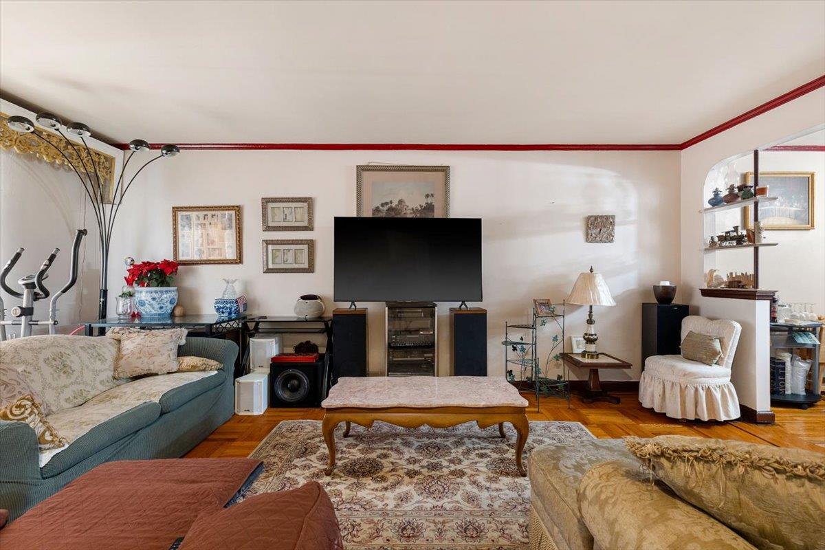 #7 photo, 3044 Paulding Avenue, 布朗士 Bronx , NY 10469