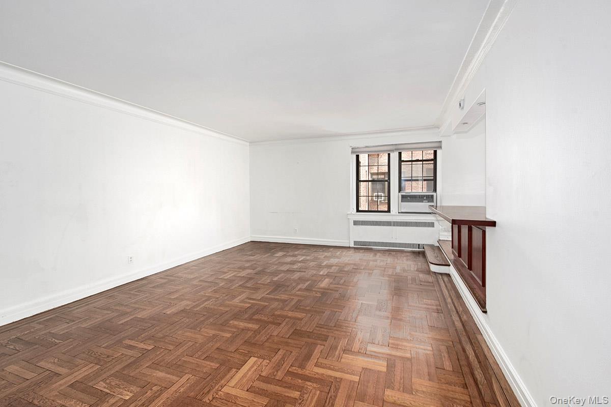 #9 photo, 35 Parkview Avenue, Bronxville , NY 10708