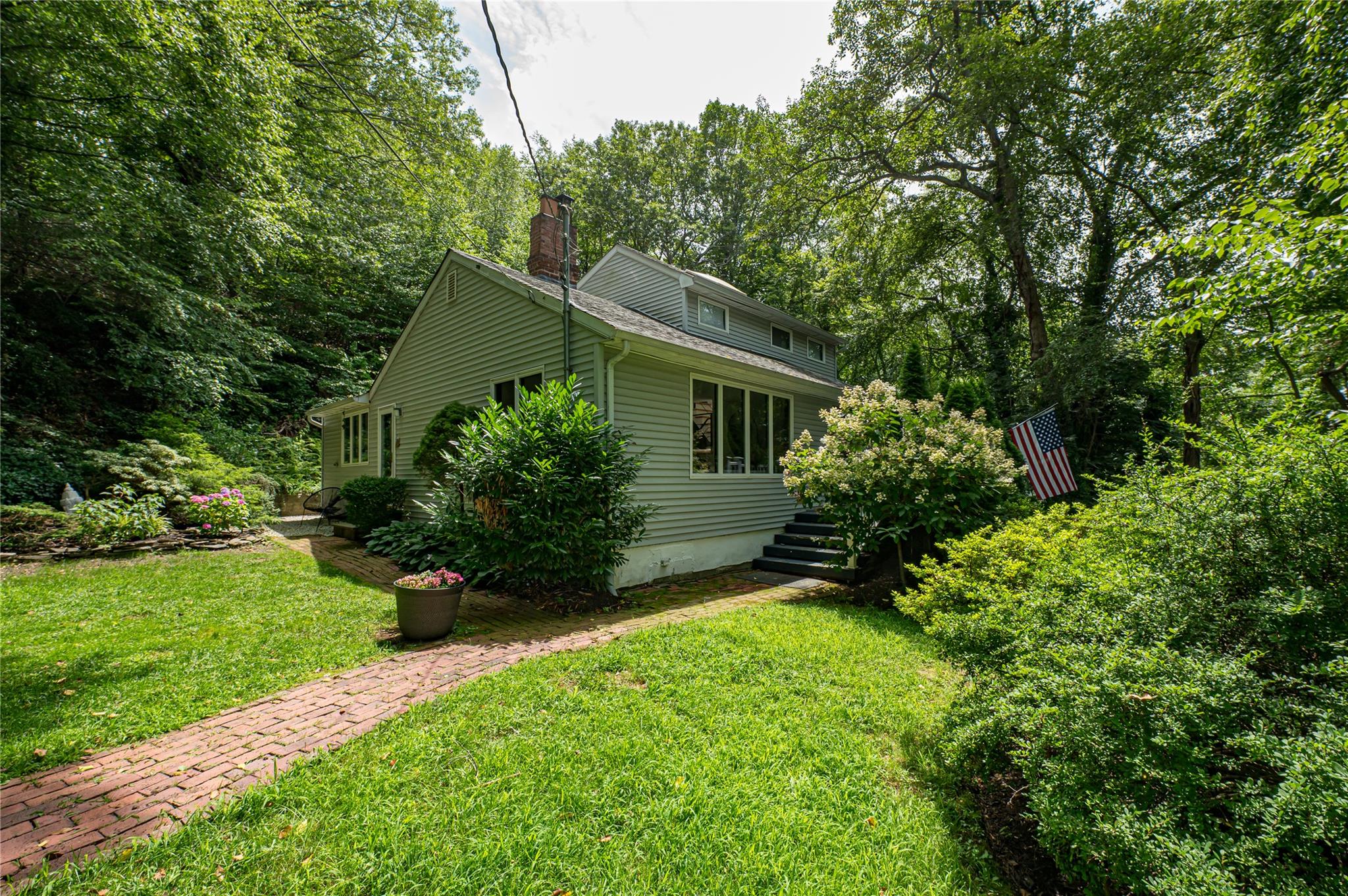 #1 photo, 14 Laurel Hill Road, 東長島 Centerport , NY 11721