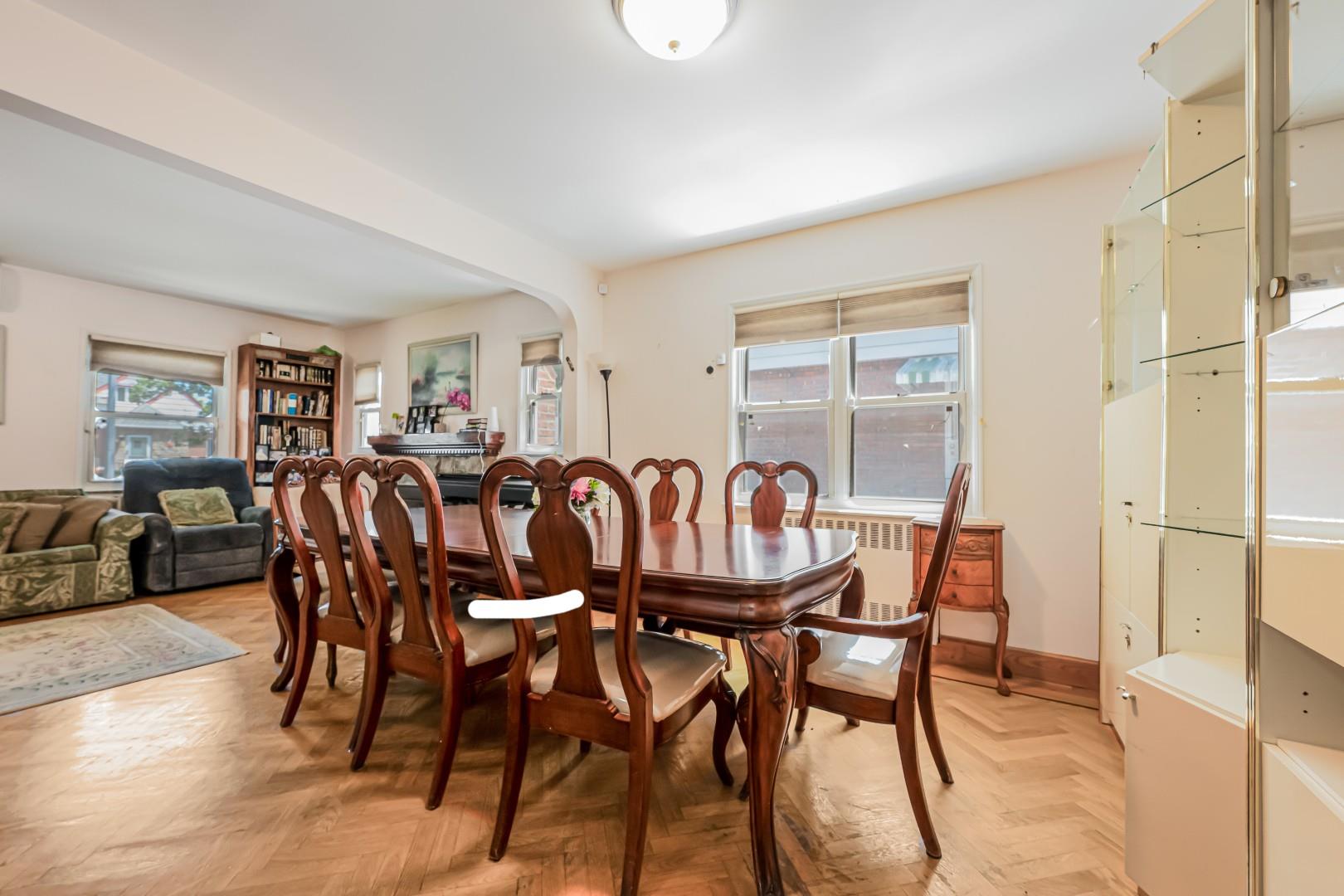 #17 photo, 7562 177th Street, Fresh Meadows , NY 11366