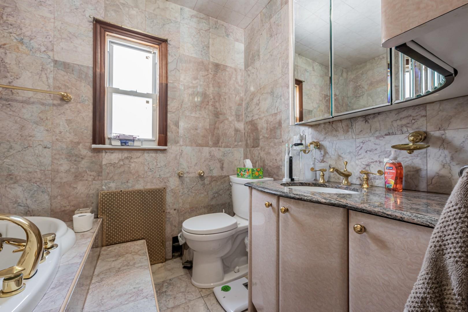 #19 photo, 7562 177th Street, Fresh Meadows , NY 11366