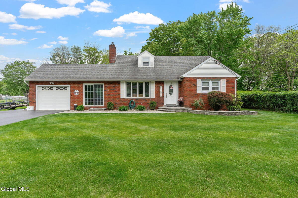 #1 photo, 15 Meadow Lane, 紐約州 East Greenbush , NY 12144