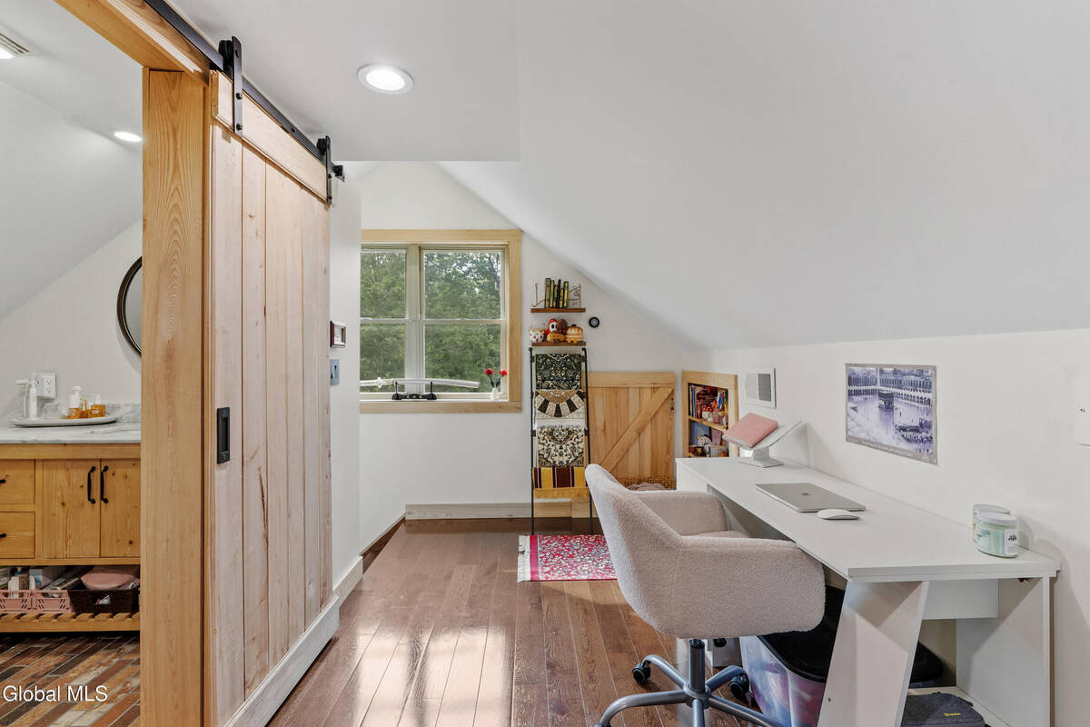 #33 photo, 192 Benninger Road, Wright , NY 12053