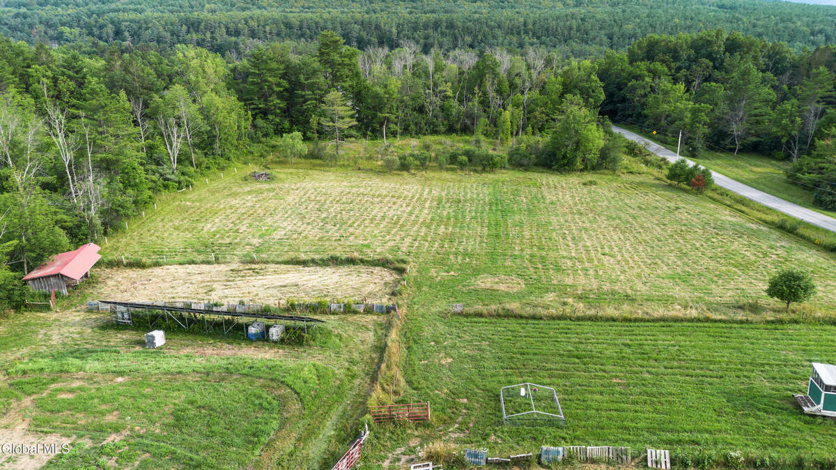 #54 photo, 192 Benninger Road, Wright , NY 12053