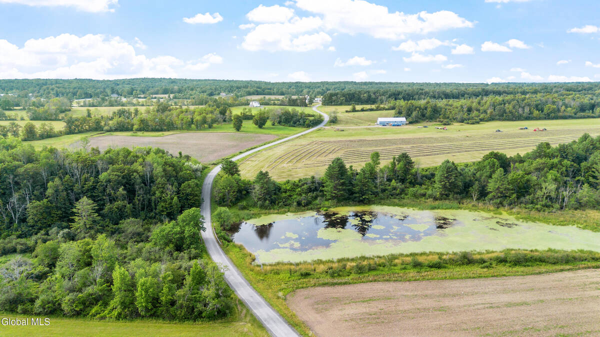 #67 photo, 192 Benninger Road, Wright , NY 12053