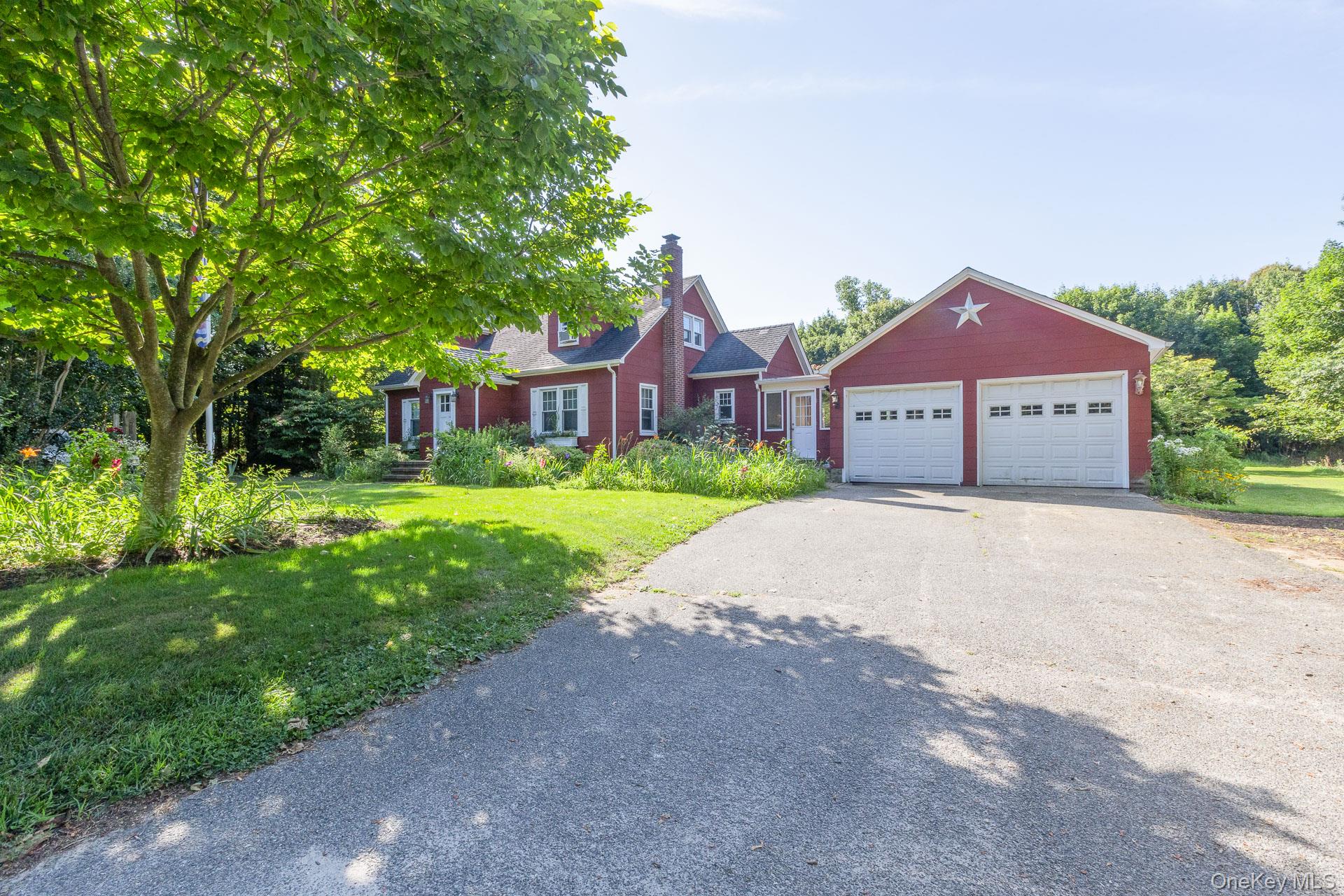 #3 photo, 5660 Sound Avenue, Саффолк ‖ Mattituck , NY 11952