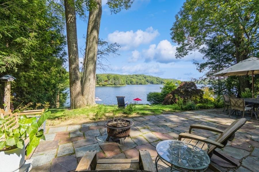 #1 photo, 224 Lake Shore Road, Putnam Valley , NY 10579