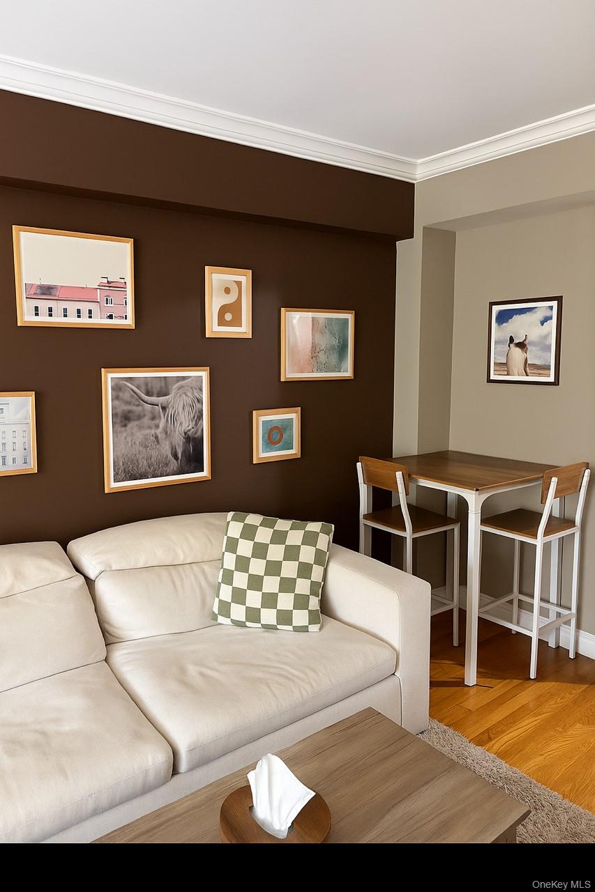 #2 photo, 2295 Palmer Avenue, New Rochelle , NY 10801