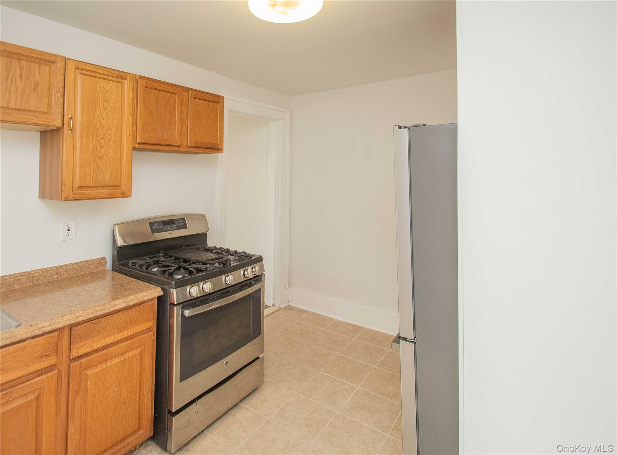 #9 photo, 65 N Clinton, Poughkeepsie , NY 12601