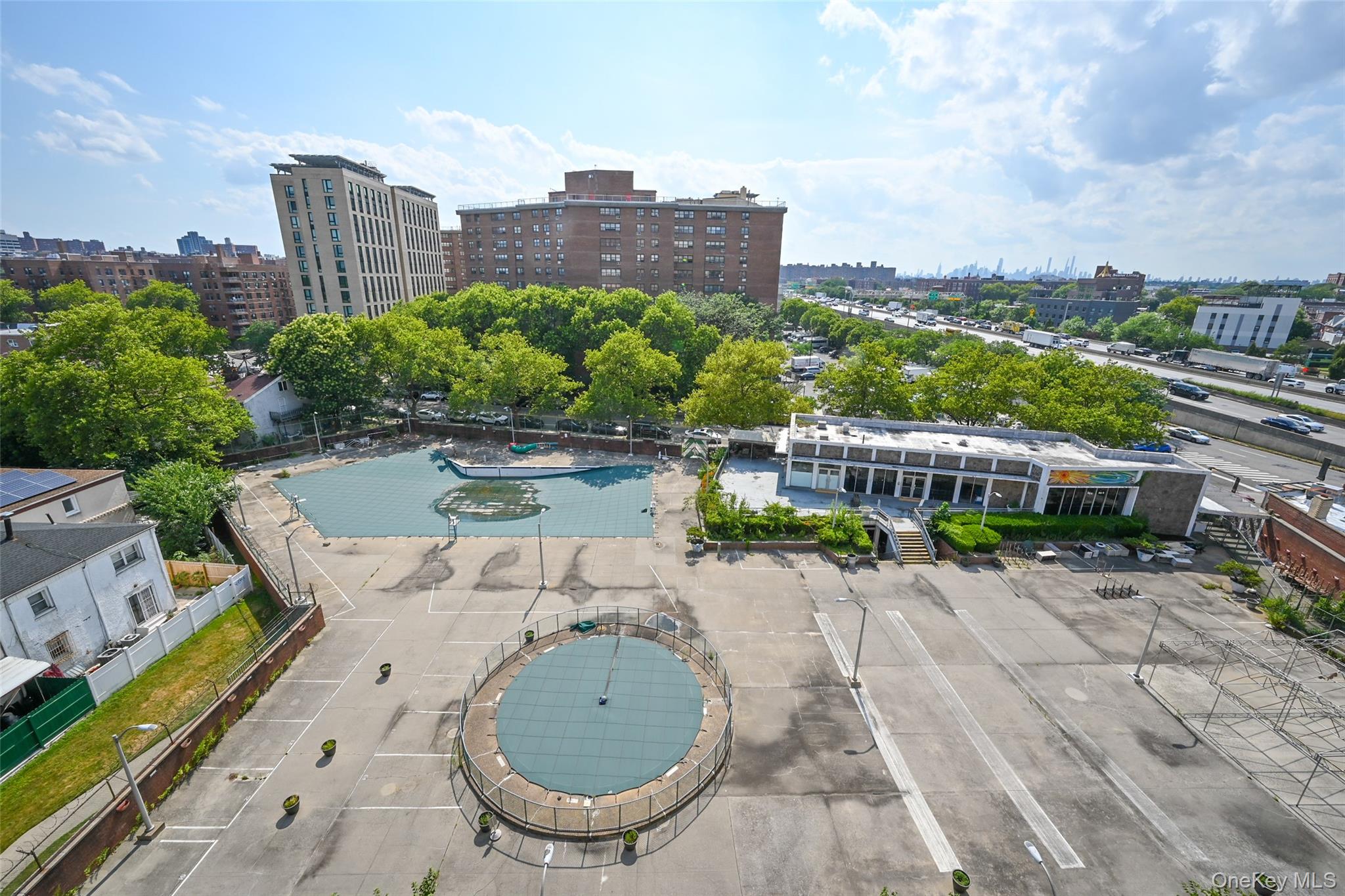 #16 photo, 61-20 Grand Central Parkway, クイーンズ区 Forest Hills , NY 11375