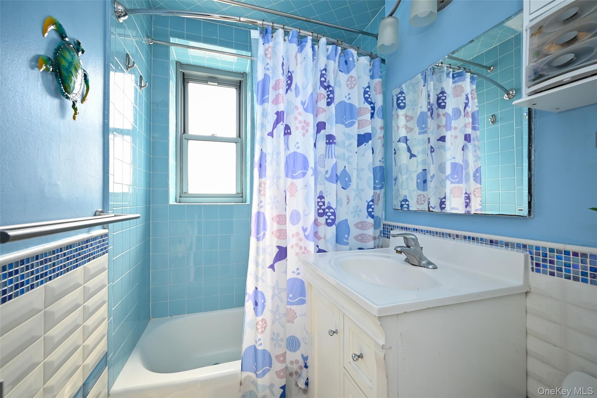 #19 photo, 61-20 Grand Central Parkway, クイーンズ区 Forest Hills , NY 11375