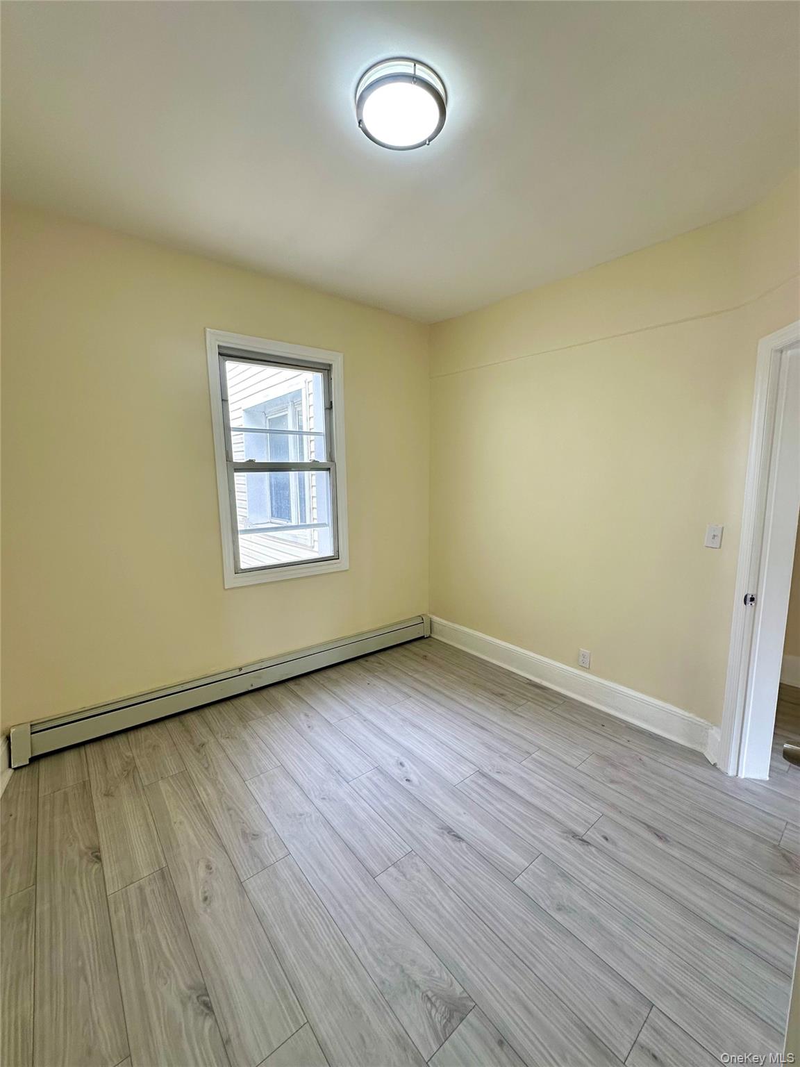 #10 photo, 1989 Cruger Avenue, برونكس Bronx , NY 10462