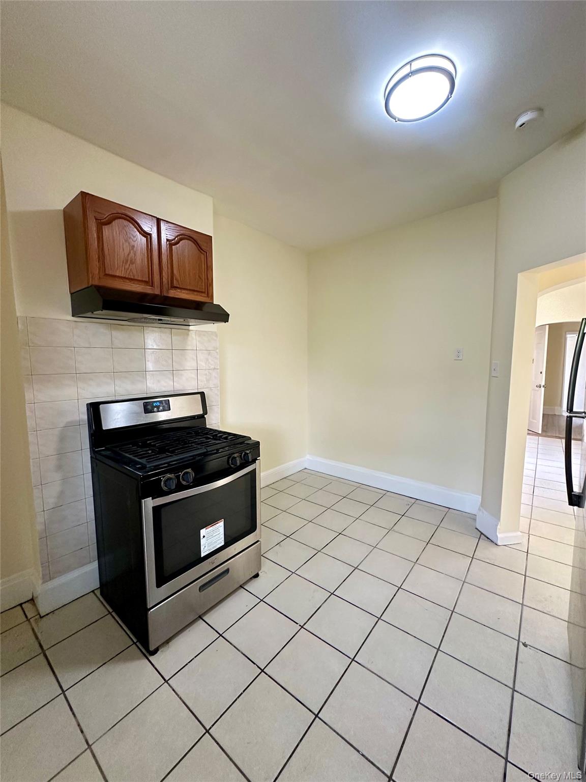 #13 photo, 1989 Cruger Avenue, برونكس Bronx , NY 10462