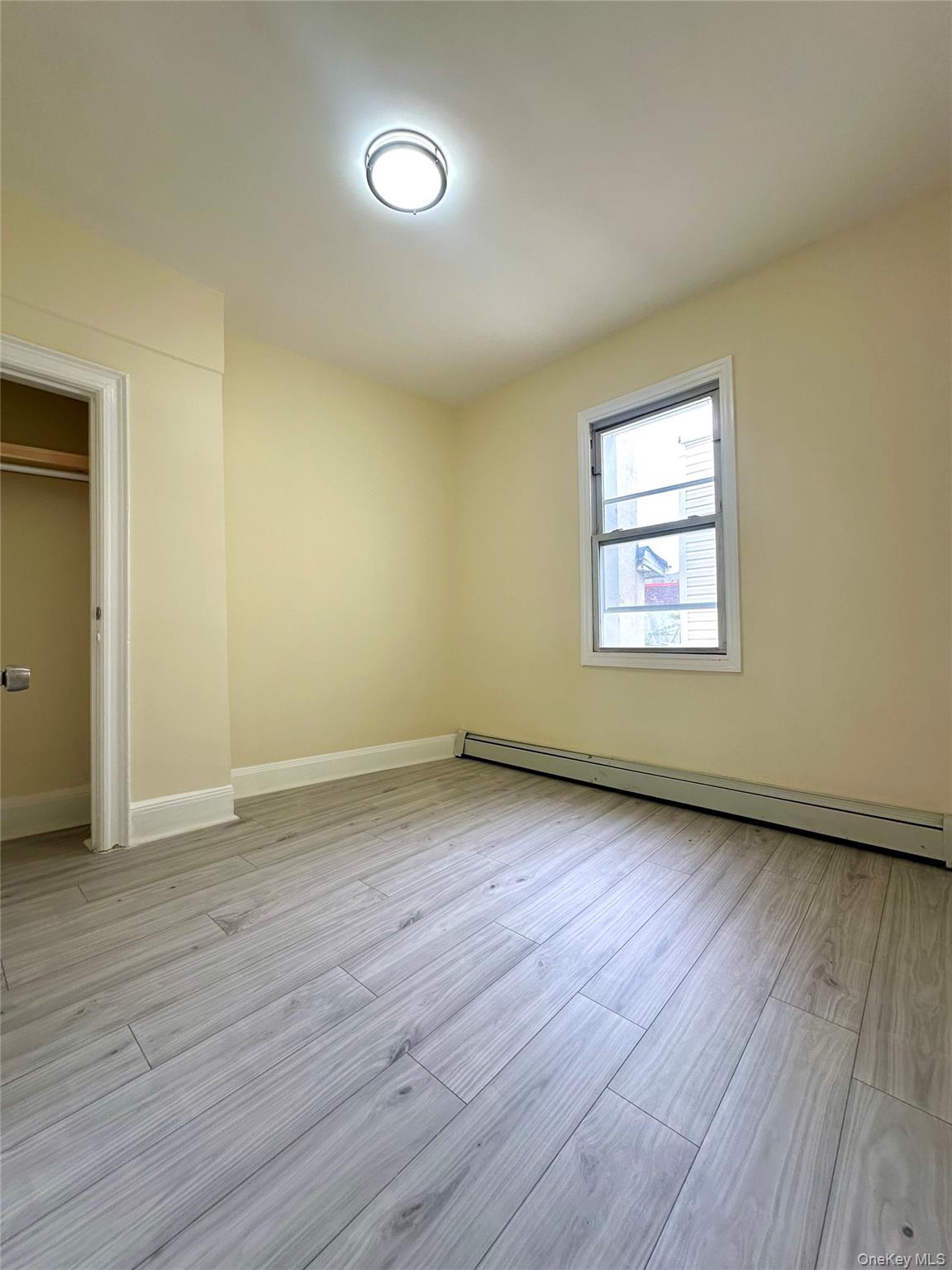 #9 photo, 1989 Cruger Avenue, برونكس Bronx , NY 10462