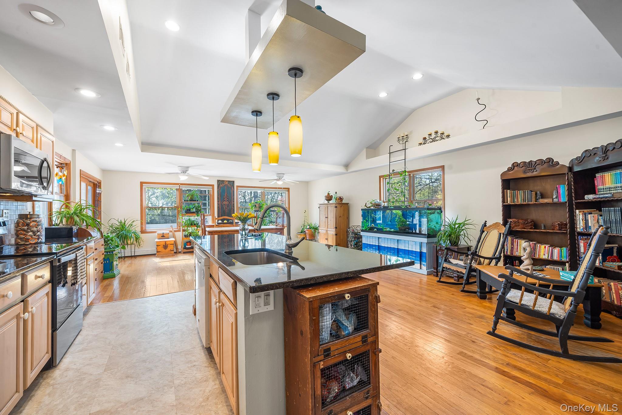 #8 photo, 8 Oak Drive, New Windsor , NY 12553