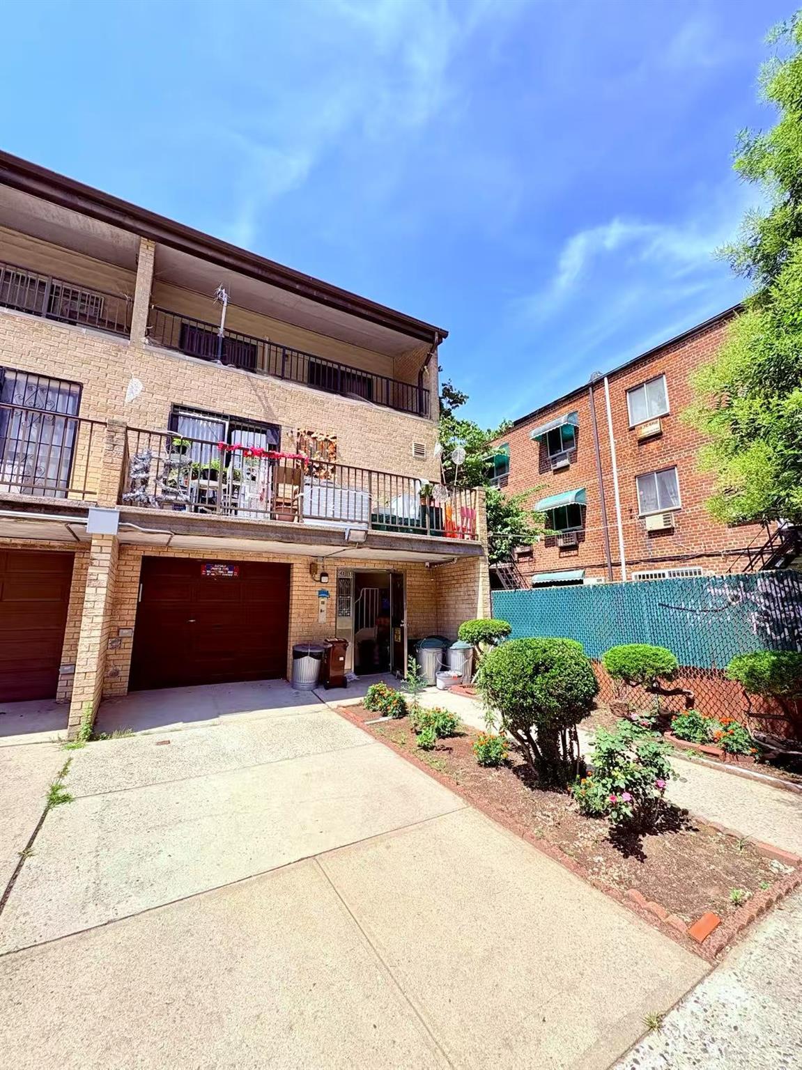 #1 photo, 143-53 Barclay Avenue, Flushing , NY 11355