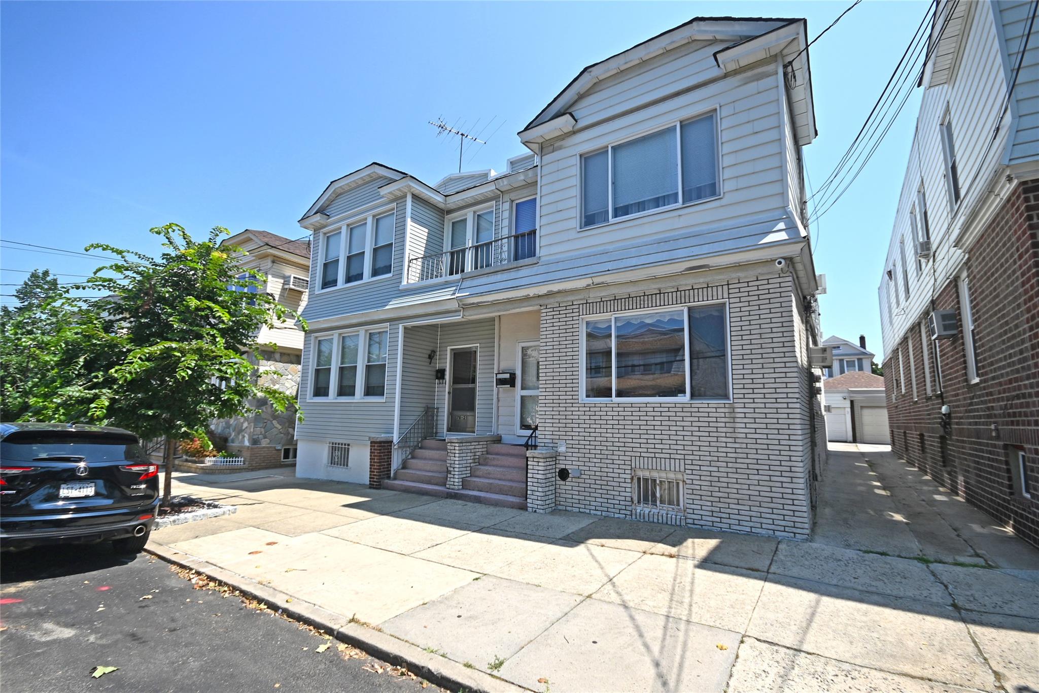 #2 photo, 7823 85th Street, クイーンズ区 Glendale , NY 11385