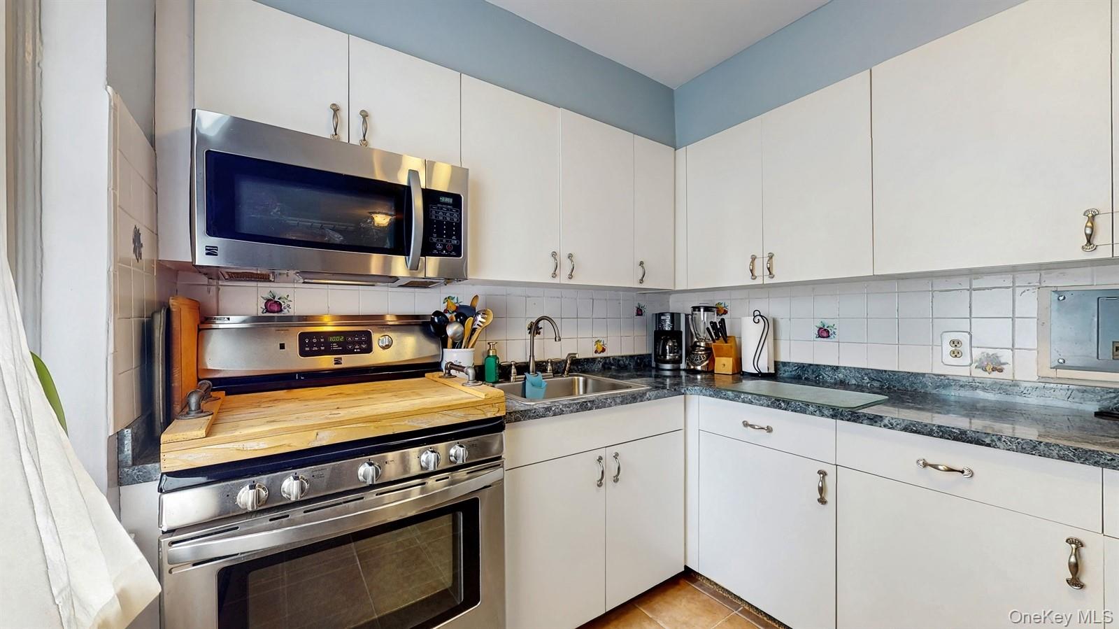 #14 photo, 755 Bronx River Road, Bronxville , NY 10708