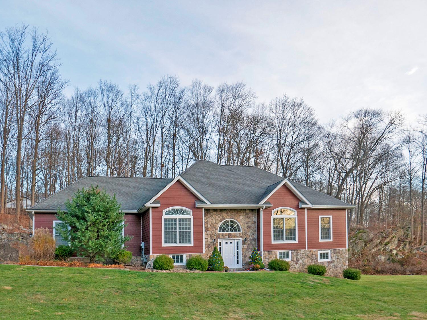 #1 photo, 35 Huyler Drive, Hyde Park , NY 12538