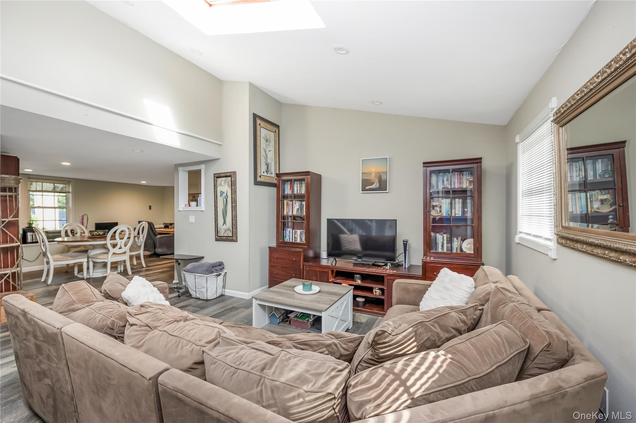 #18 photo, 7 Junior Drive, サフォーク郡 Ronkonkoma , NY 11779