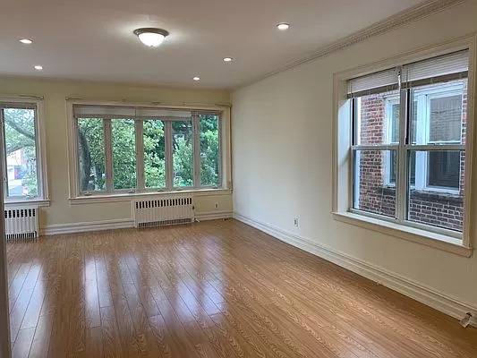 #1 photo, 7022 6th Ave, #2F, 湾脊 Bay Ridge , NY 11209