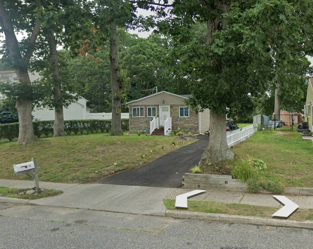 #1 photo, 33 SELDEN BLVD, Centereach , NY 11720