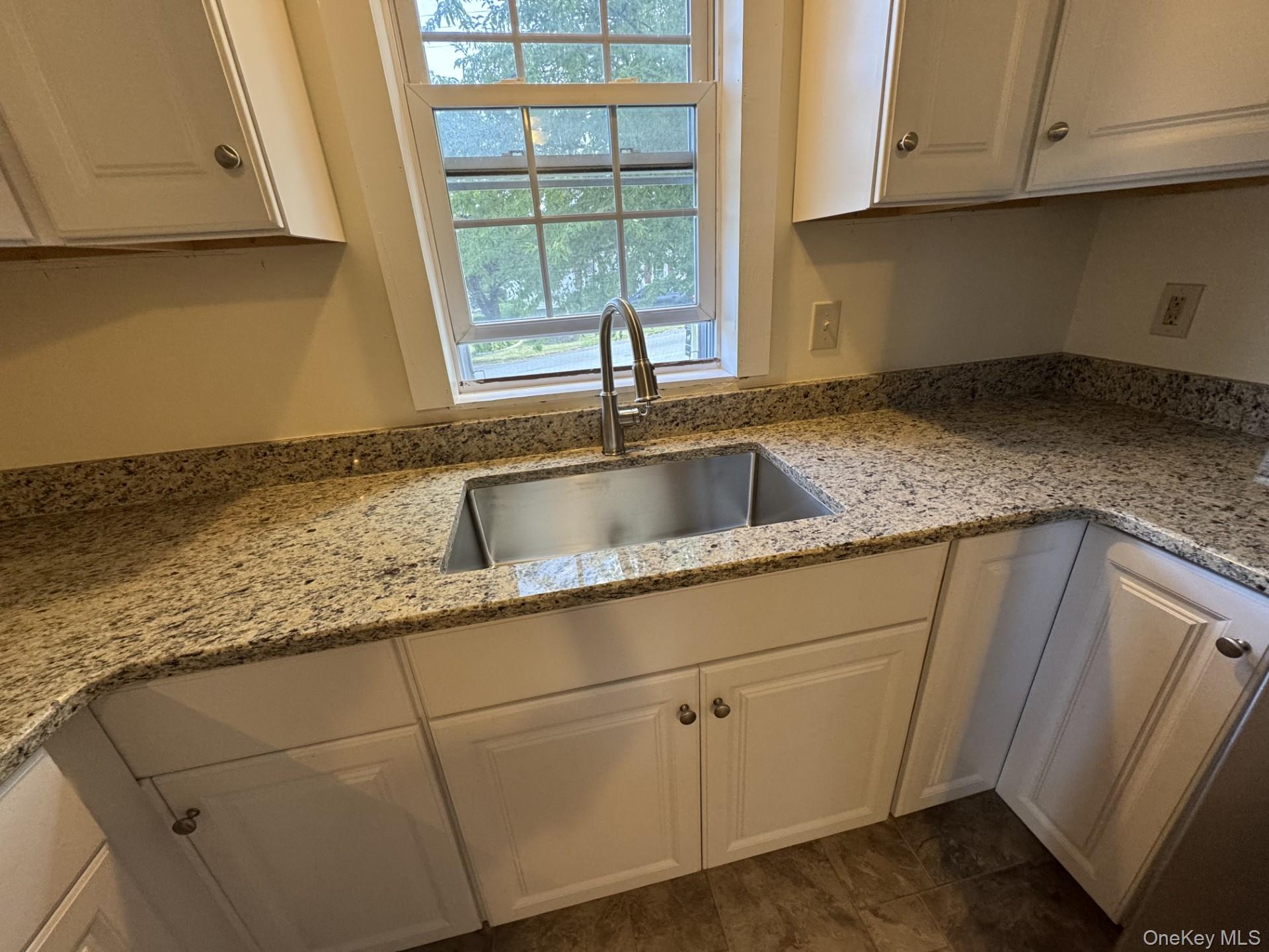 #11 photo, 45 Marple Road, Poughkeepsie , NY 12603