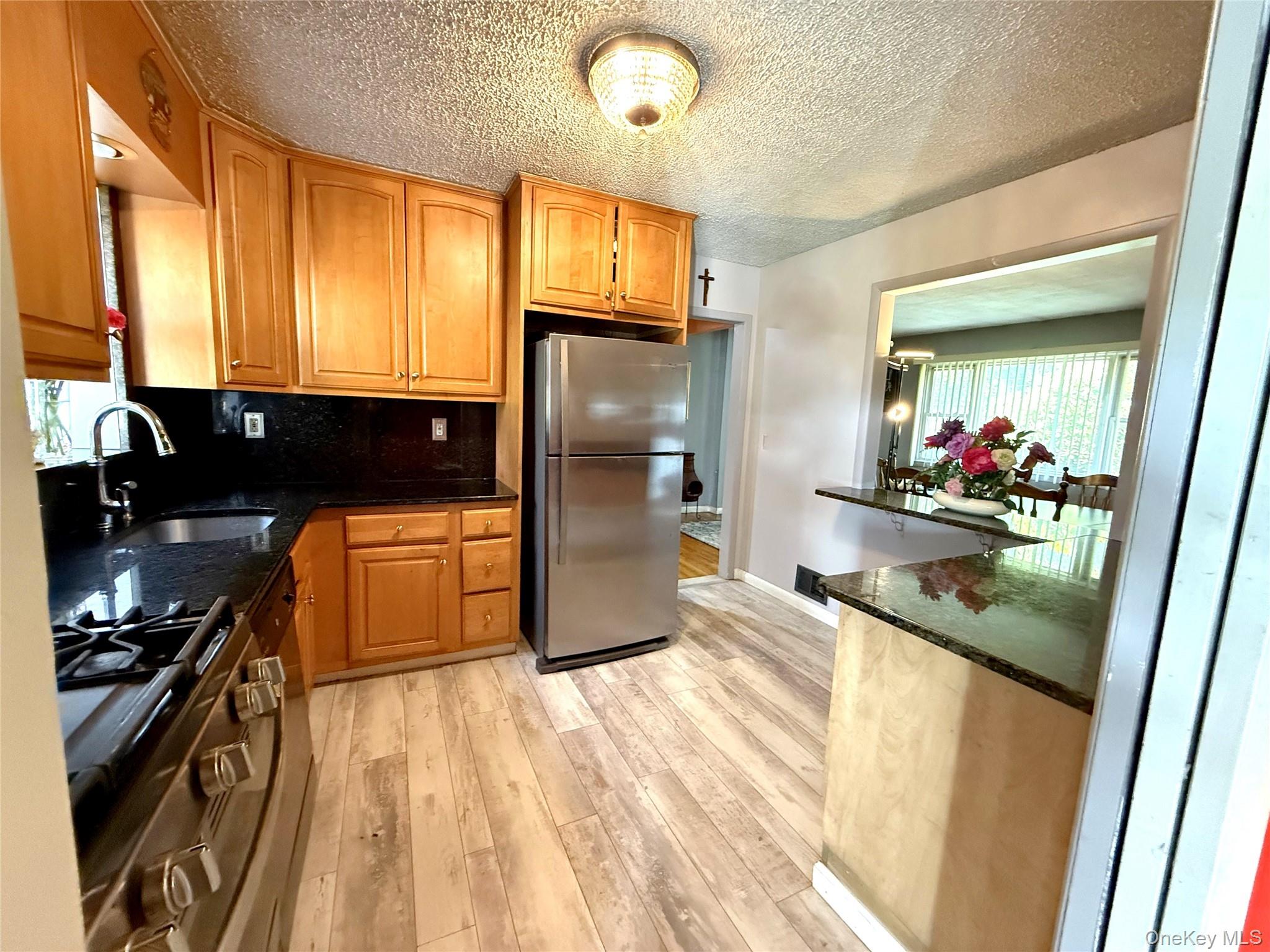 #7 photo, 8 Windmill Lane, New City , NY 10956