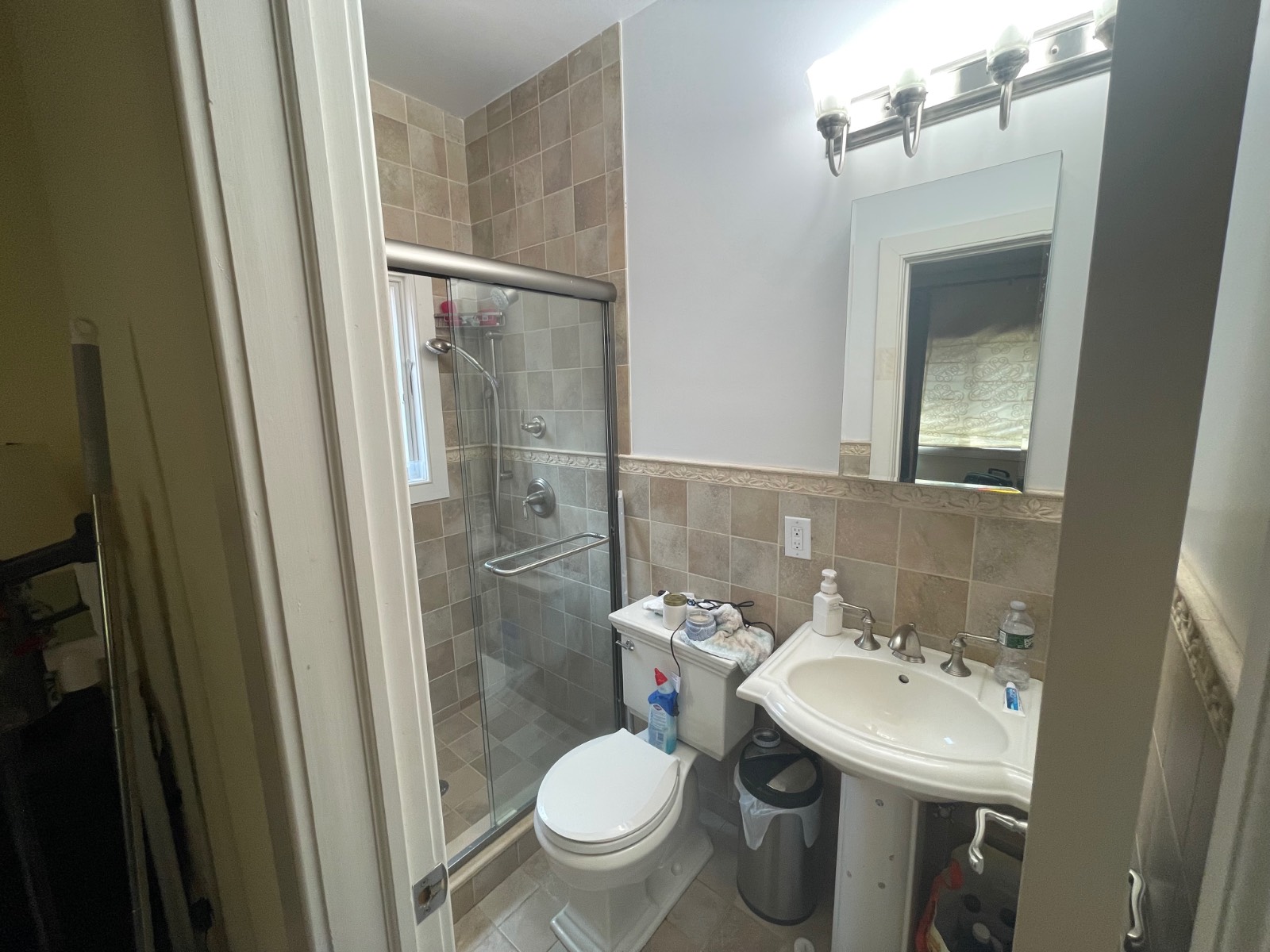 #14 photo, 10-16 157th St, Whitestone , NY 11357