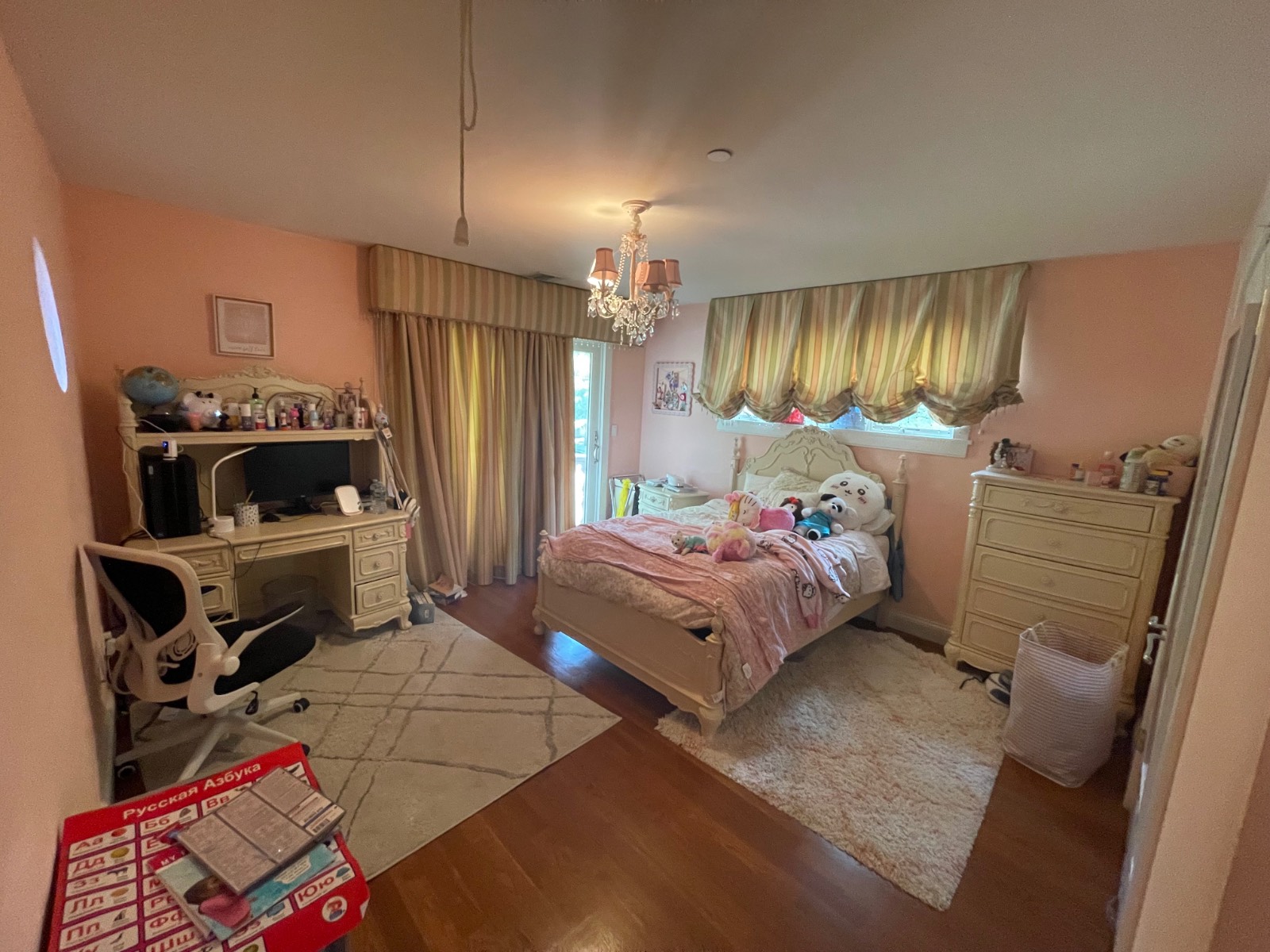 #15 photo, 10-16 157th St, Whitestone , NY 11357