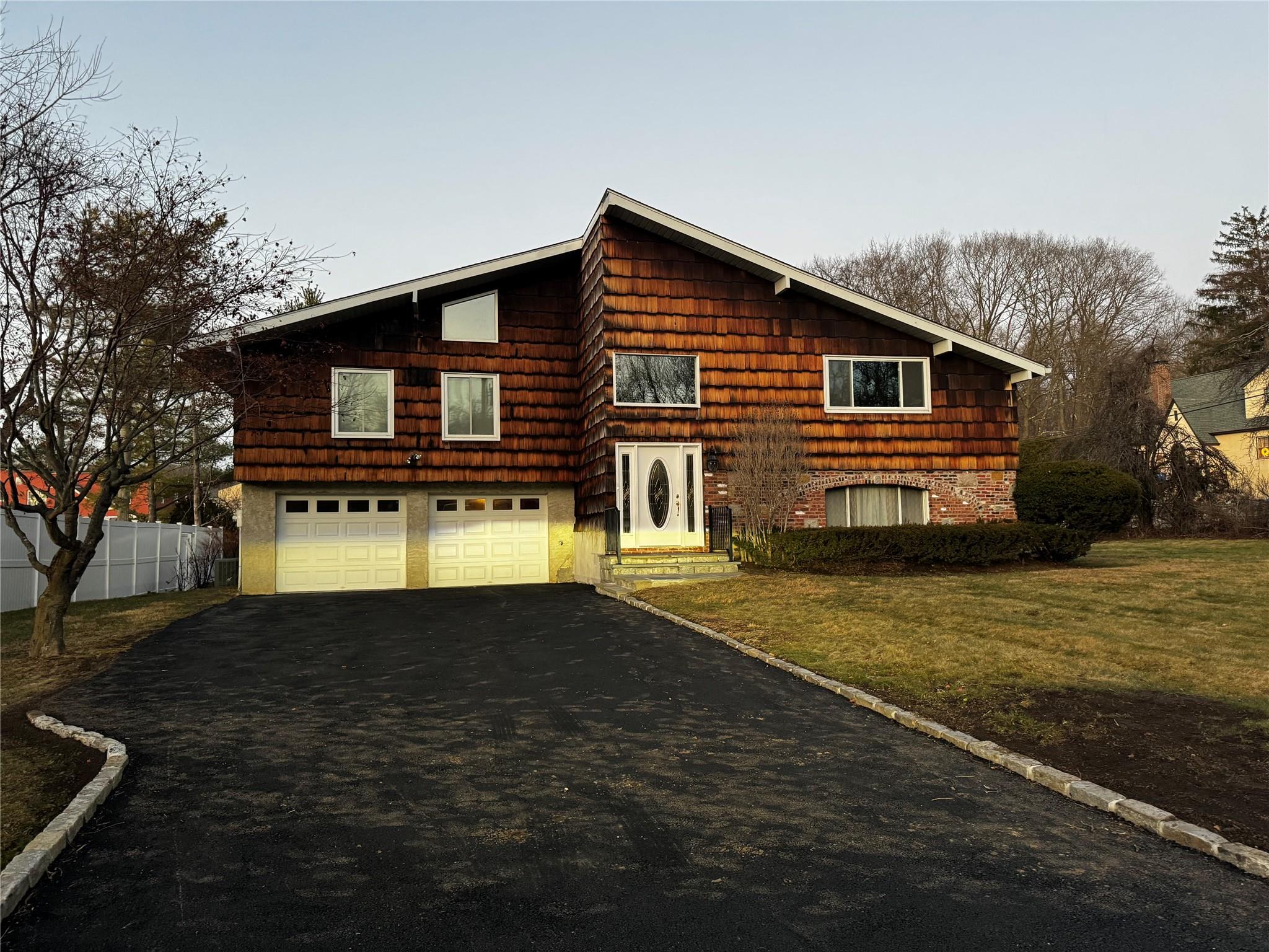 #1 photo, 2 Blue Lantern Road, Briarcliff Manor , NY 10510