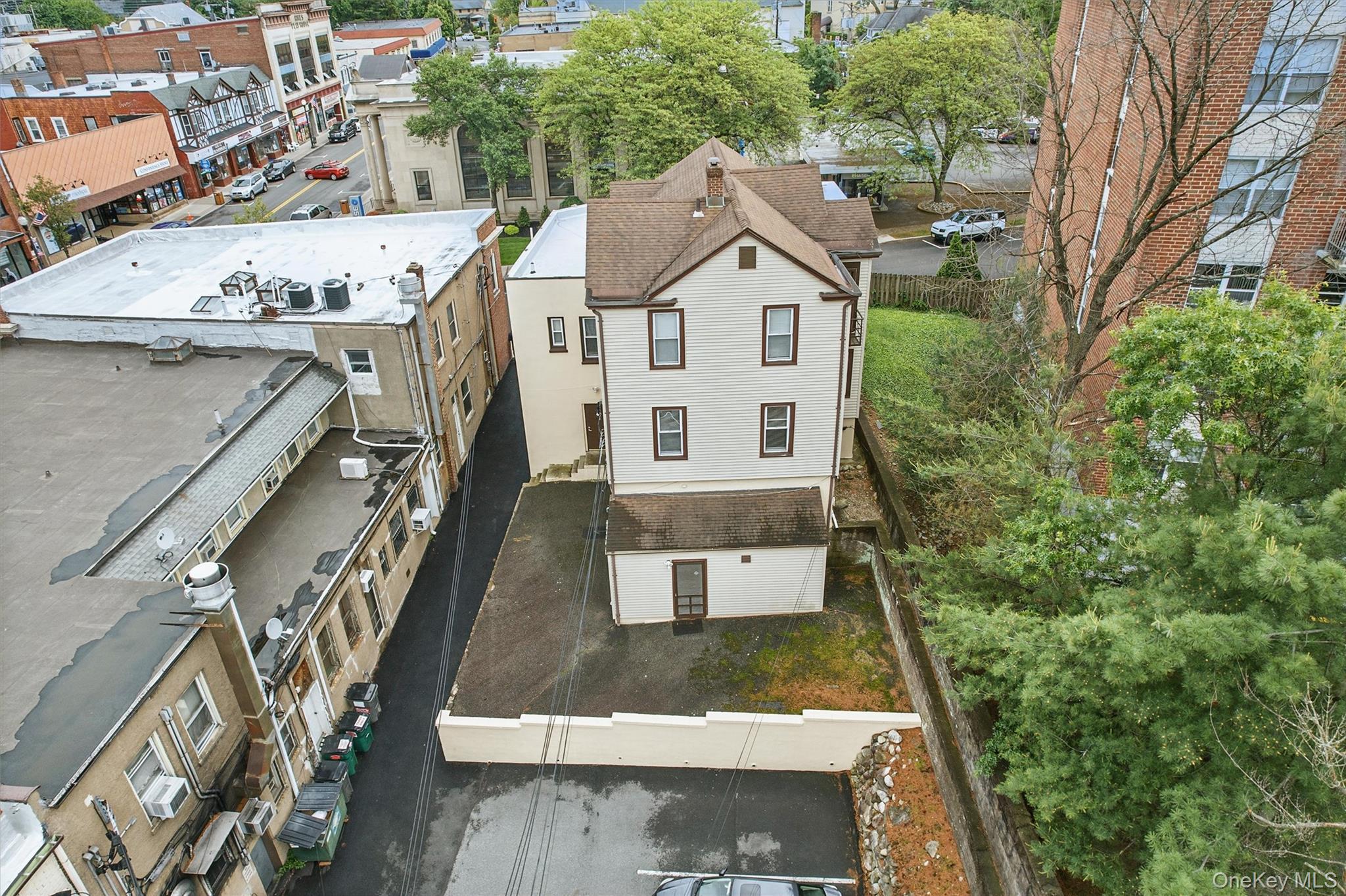 #6 photo, 33 Park Avenue, Suffern , NY 10901