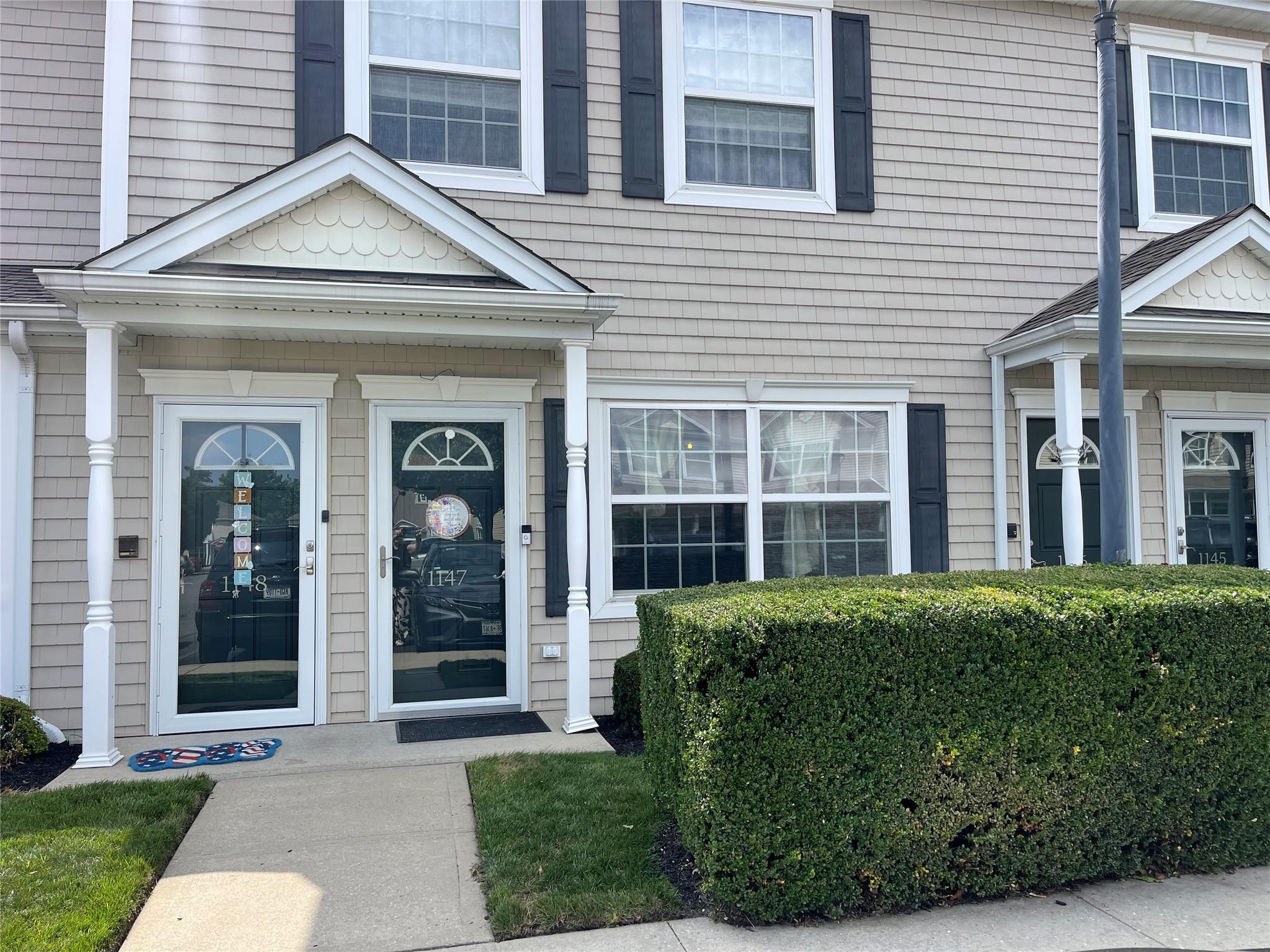 #1 photo, 1147 Willow Lane, Valley Stream , NY 11580