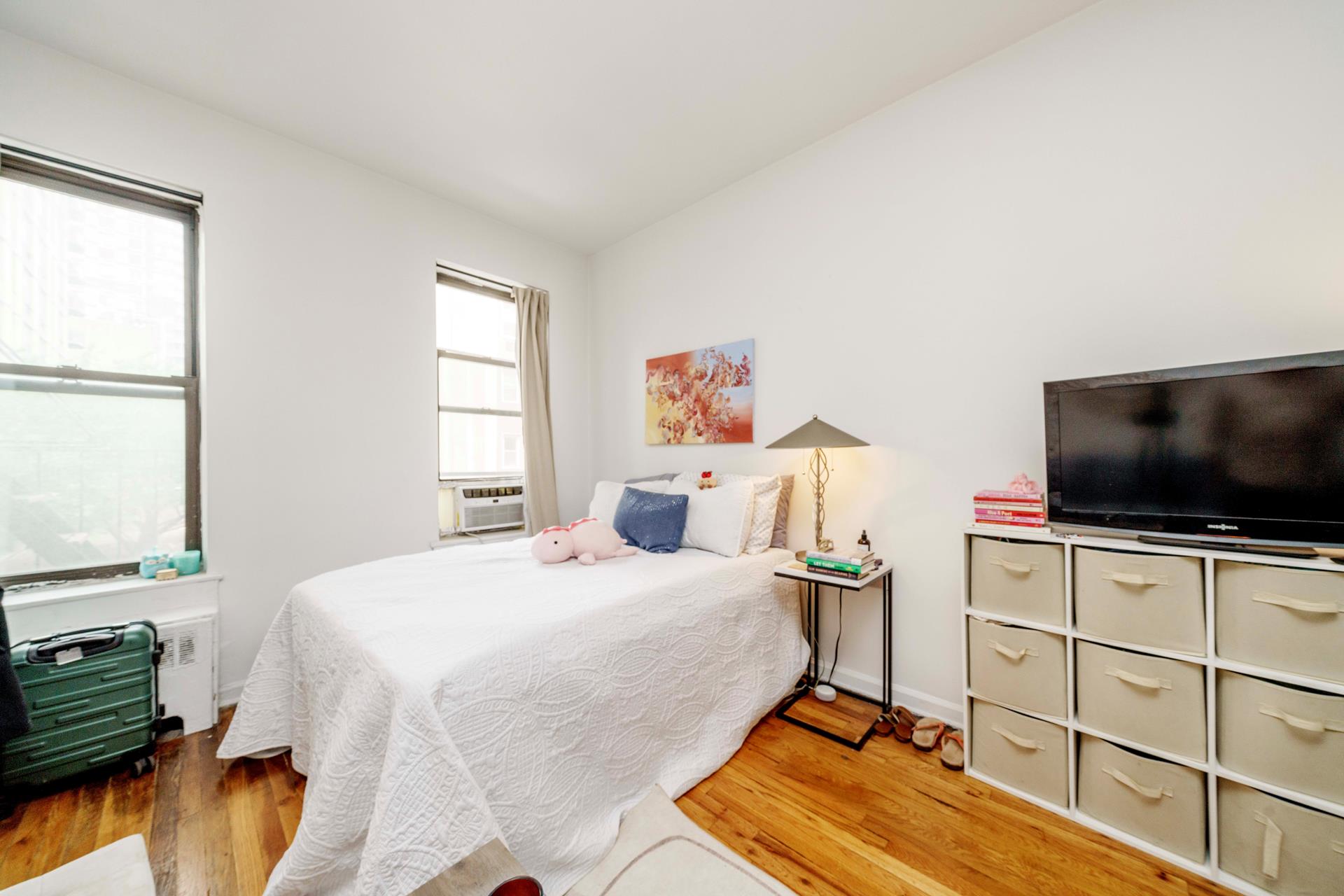 #2 photo, New York City, マンハッタン Yorkville , NY 10028