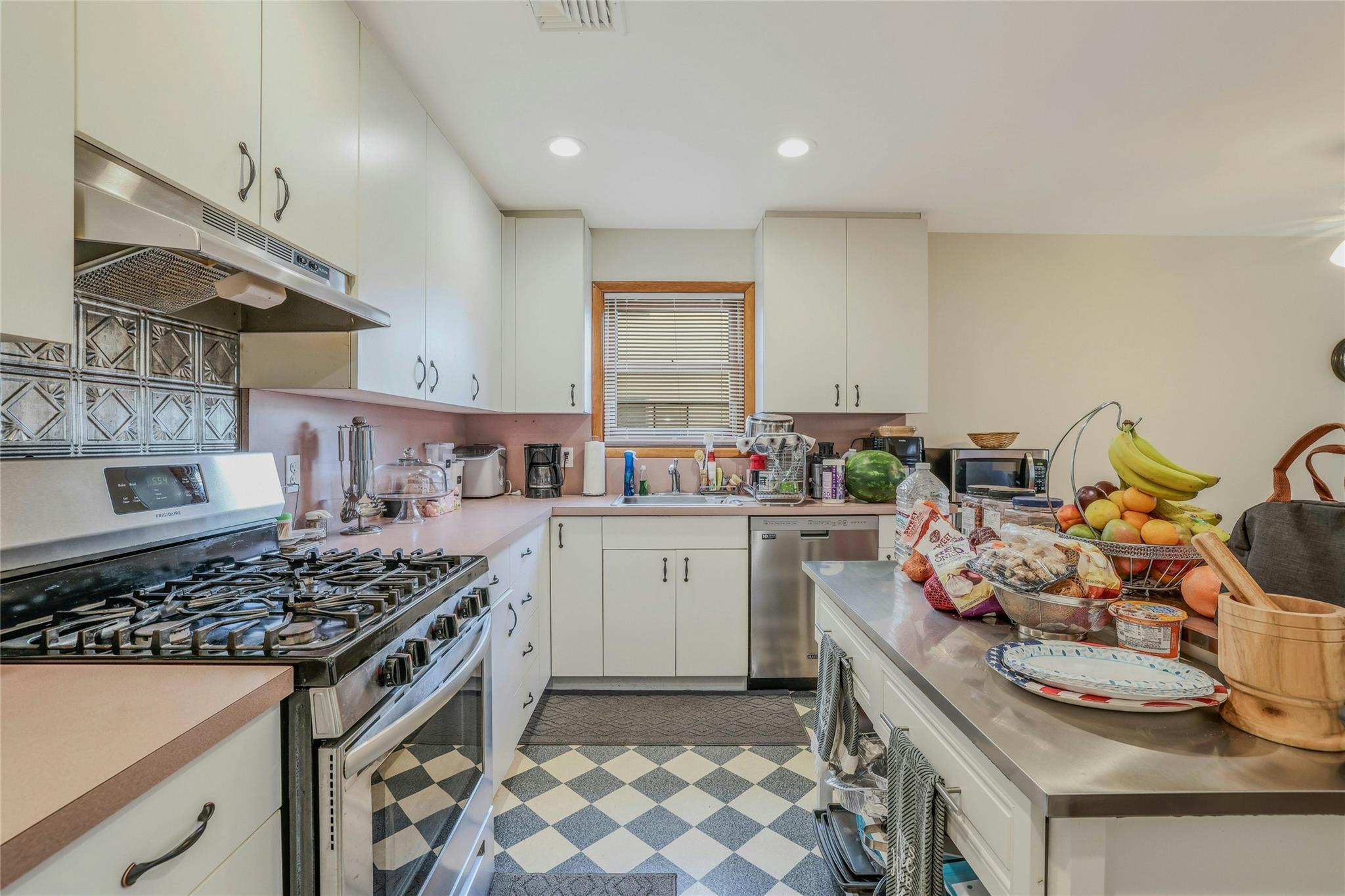 #6 photo, 14 Long Branch Road, ナッソー郡 Glen Cove , NY 11542