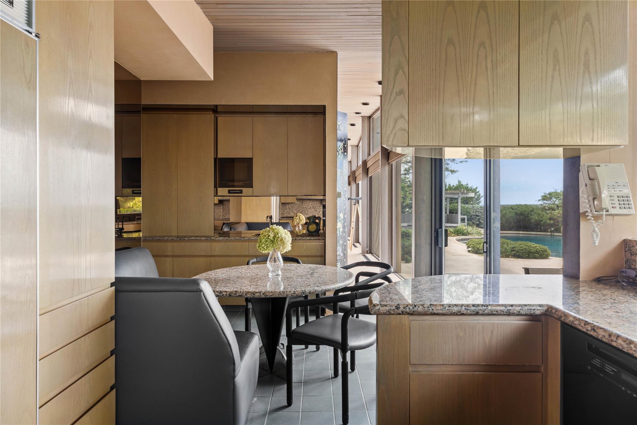 #14 photo, 96 Old House Lane, ナッソー郡 Sands Point , NY 11050