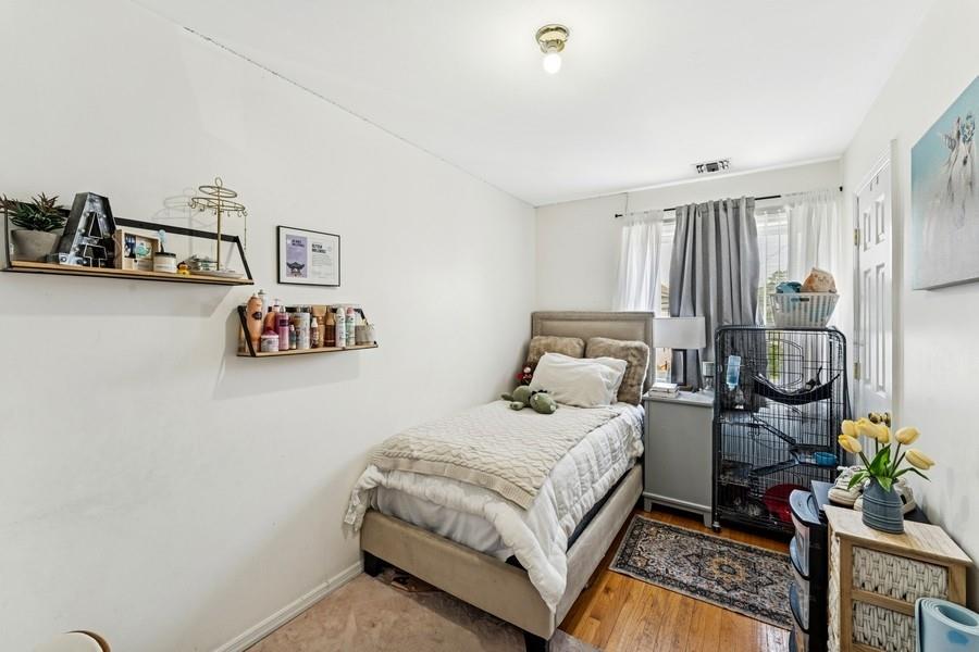 #10 photo, 76 Oakley Avenue, Elmont , NY 11003