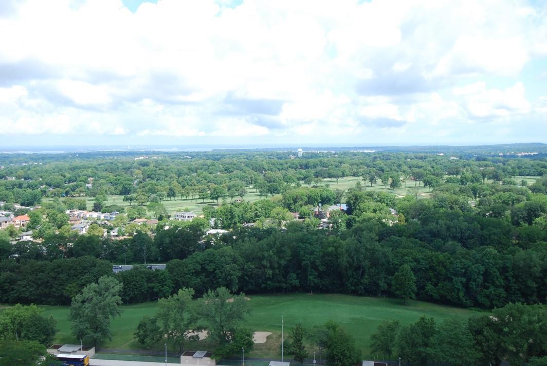 #17 photo, 27010 Grand Central Parkway, クイーンズ区 Floral Park , NY 11005