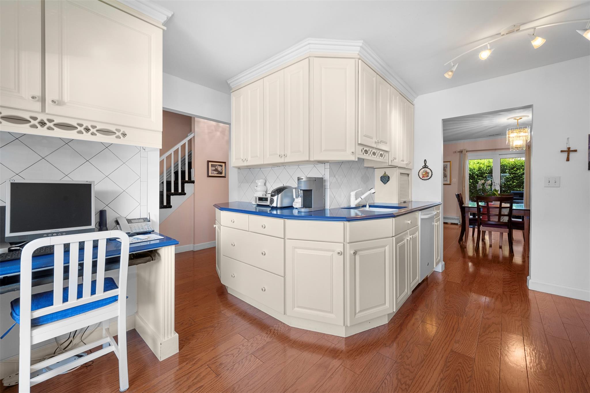 #15 photo, 100 Baker Court, ナッソー郡 Island Park , NY 11558