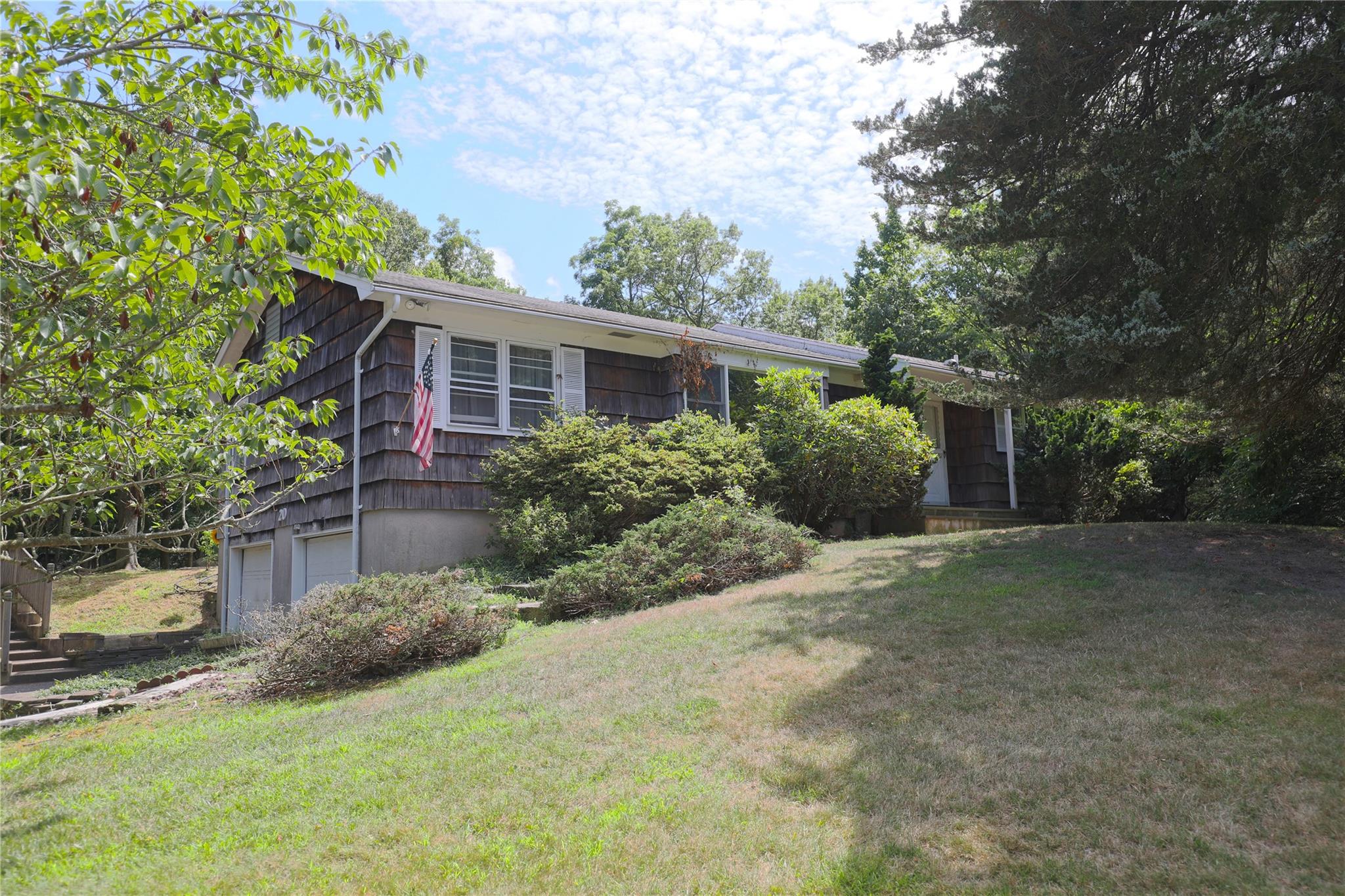 #1 photo, 20 Audubon Gate, Miller Place , NY 11764