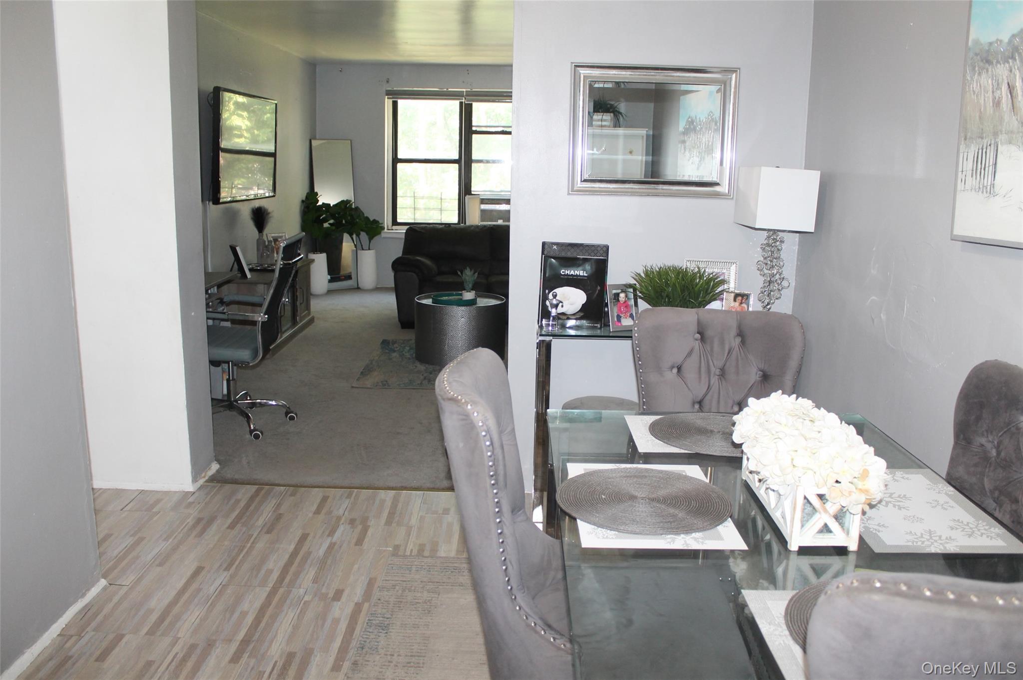 #9 photo, 86-70 Francis Lewis Blvd, クイーンズ区 Queens Village , NY 11427