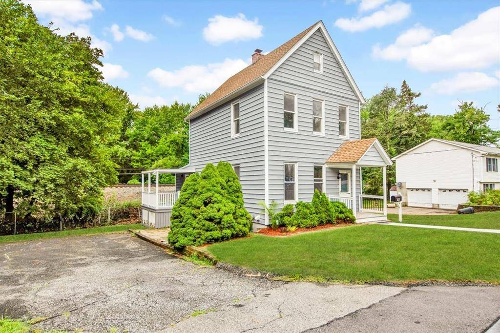 #2 photo, 233 Brady Ave, Hawthorne , NY 10532